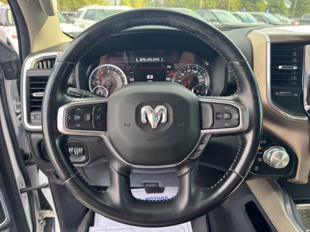 Used 2022 RAM 1500 Laramie AWD/4WD image 8