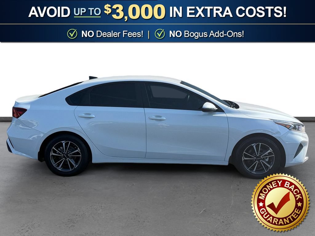 Used 2023 Kia Forte LXS w/ LXS Technology Package FWD image 8