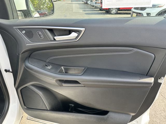 Certified 2022 Ford Edge Titanium image 37