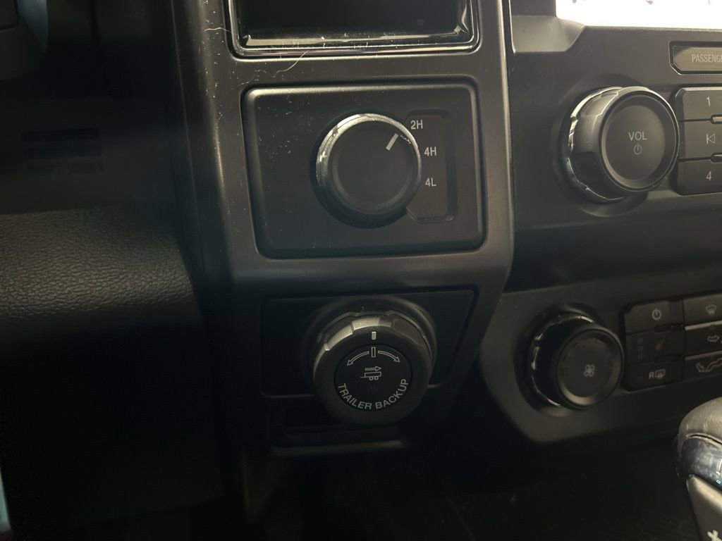 Certified 2019 Ford F150 XLT w/ Equipment Group 302A Luxury image 17