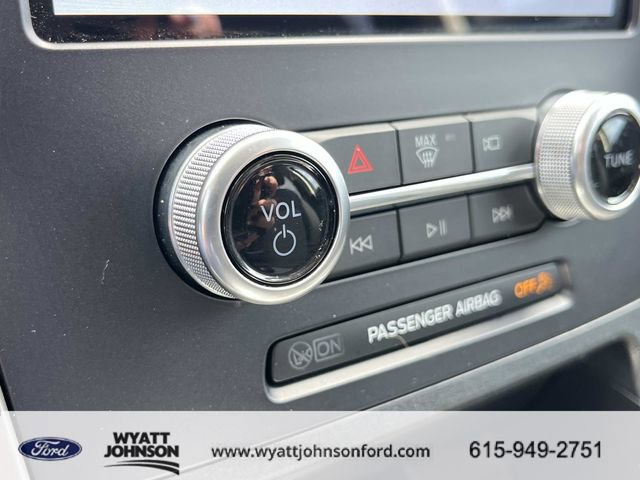 Certified 2022 Ford Edge SE w/ Black Appearance Package image 34