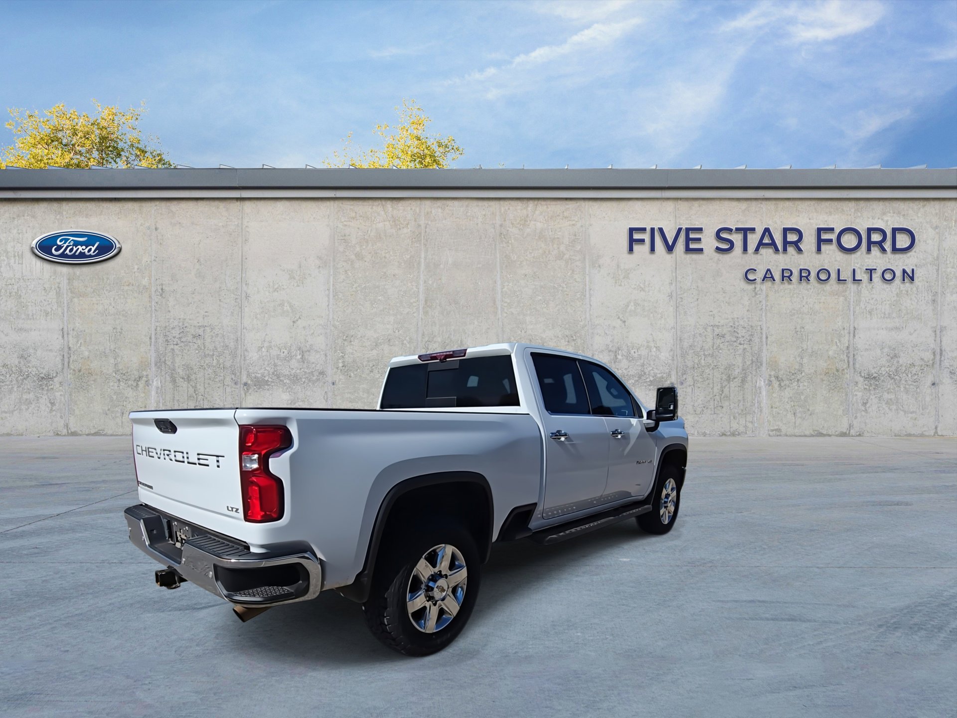 Used 2022 Chevrolet Silverado 2500 LTZ w/ LTZ Premium Package image 9