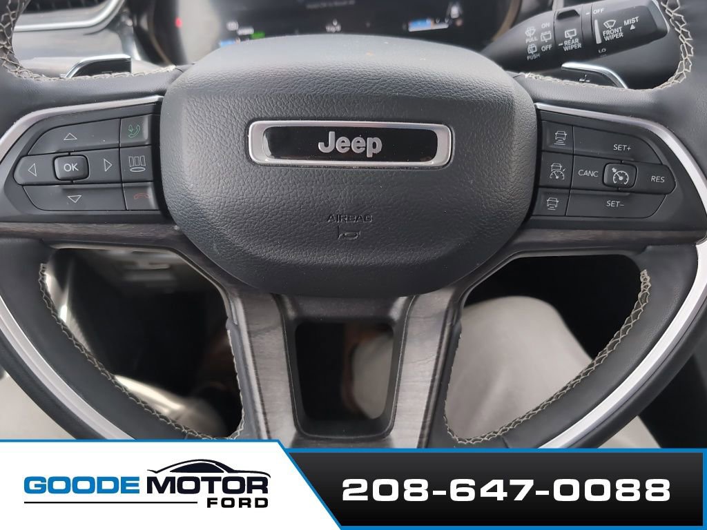 Used 2024 Jeep Grand Cherokee Limited 4xe AWD/4WD image 8