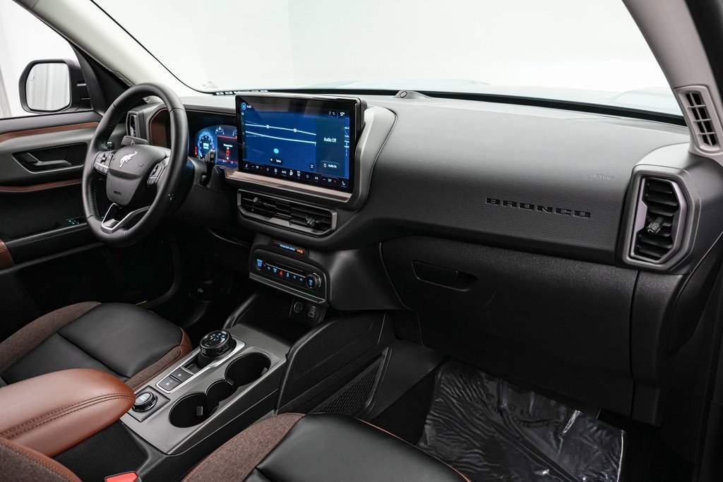 Certified 2025 Ford Bronco Sport Outer Banks w/ Outer Banks Tech Package+ image 28