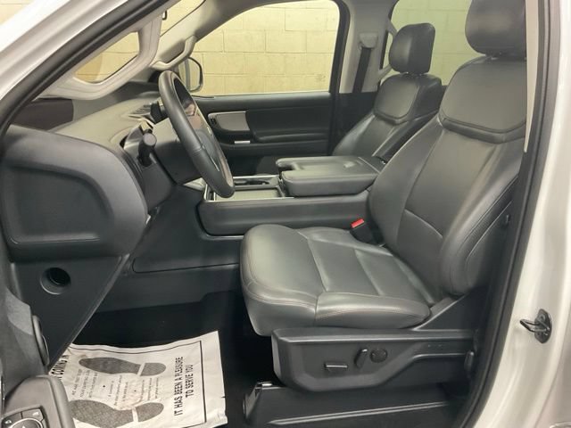 Certified 2025 Ford Expedition Max Active AWD/4WD image 8