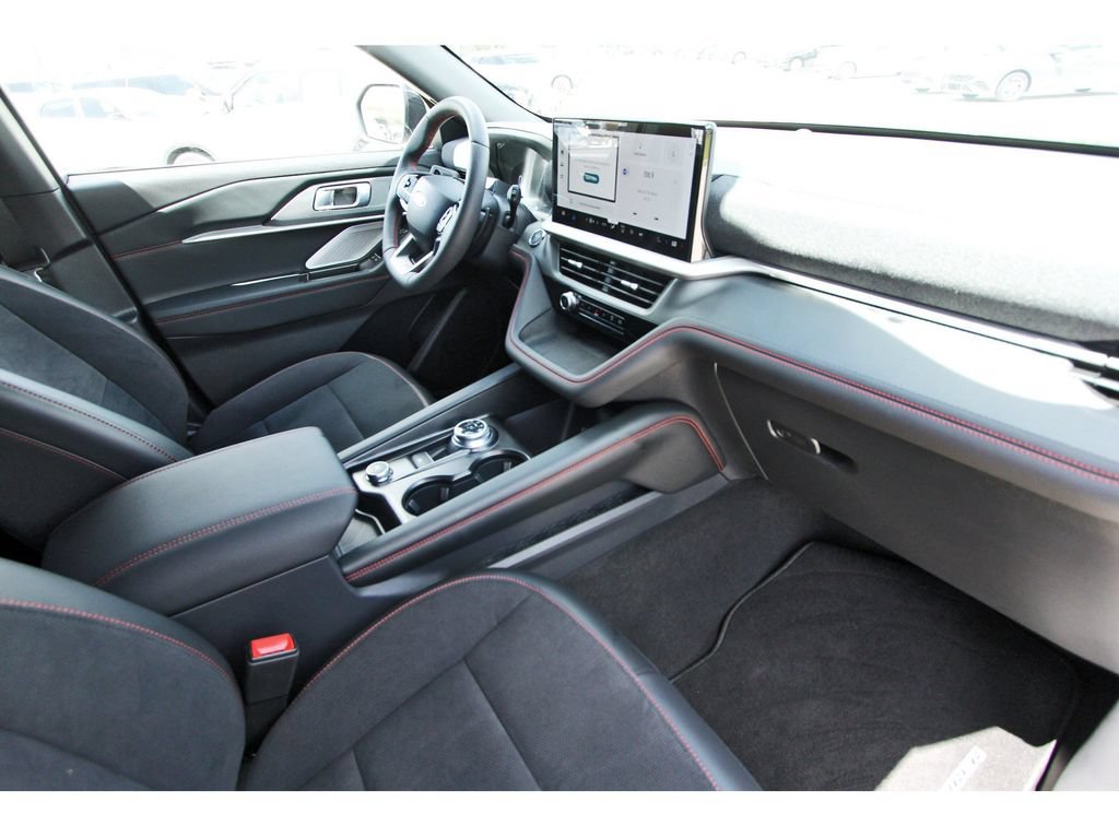 Certified 2026 Ford Explorer ST AWD/4WD image 30