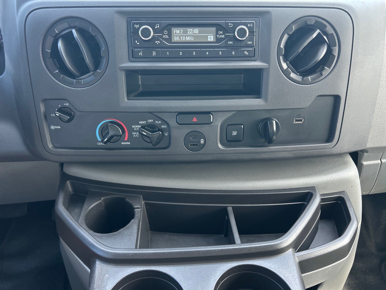 Certified 2021 Ford E-350 and Econoline 350 Super Duty w/ Power Windows & Locks Group RWD image 21