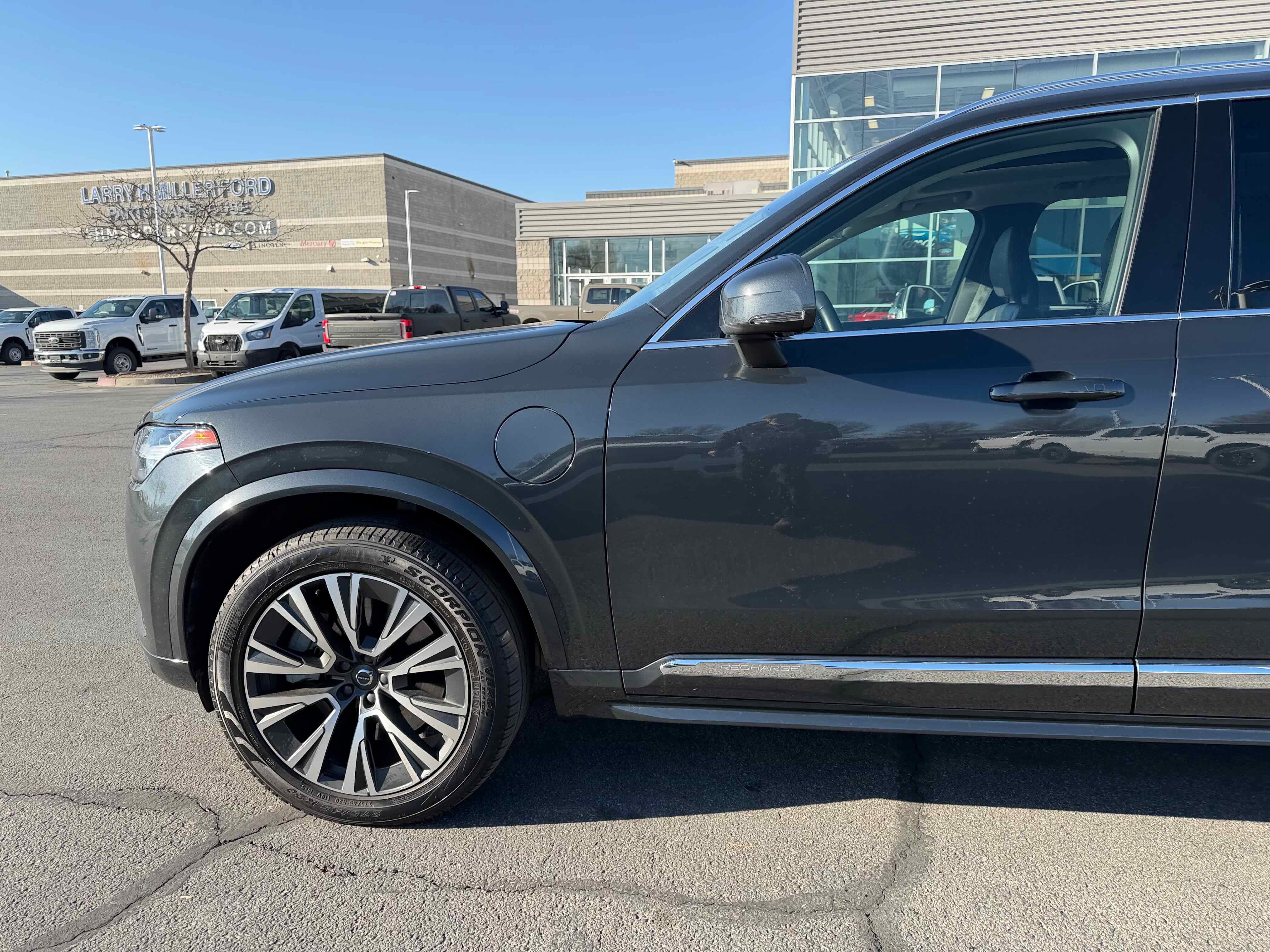 Used 2021 Volvo XC90 T8 Inscription Expression w/ Protection Package Premier image 9