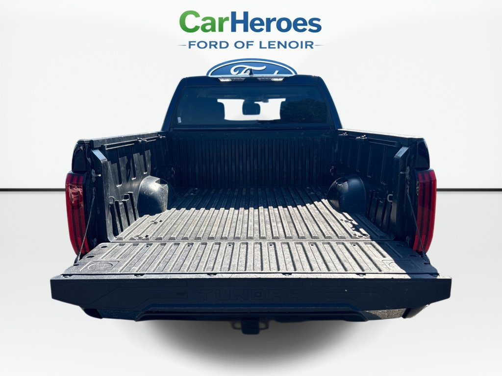 Used 2022 Toyota Tundra SR5 AWD/4WD image 10