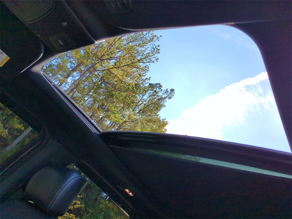 Certified 2020 Ford F150 Lariat w/ Equipment Group 502A Luxury image 20