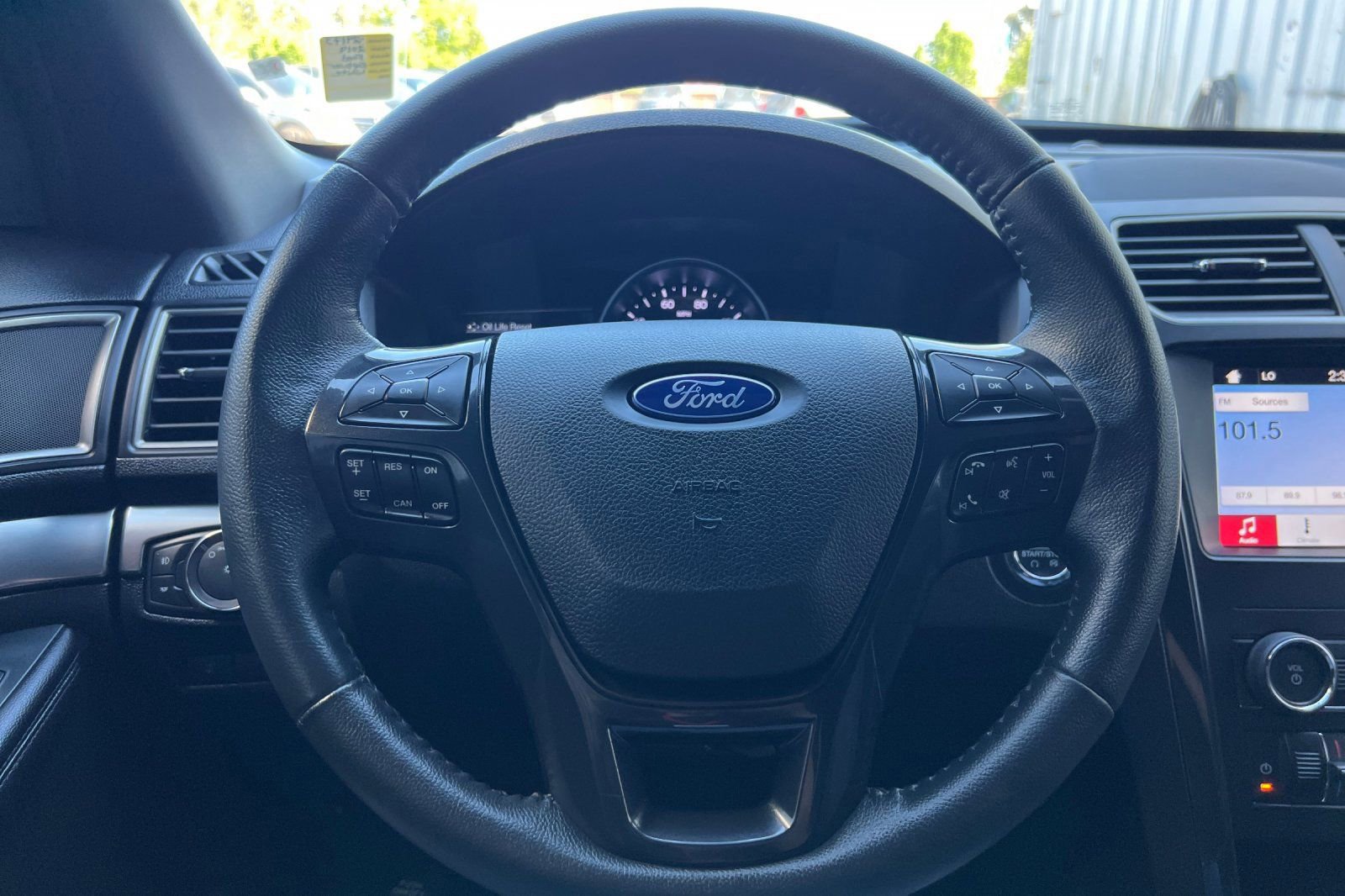 Certified 2019 Ford Explorer XLT w/ Equipment Group 201A image 25