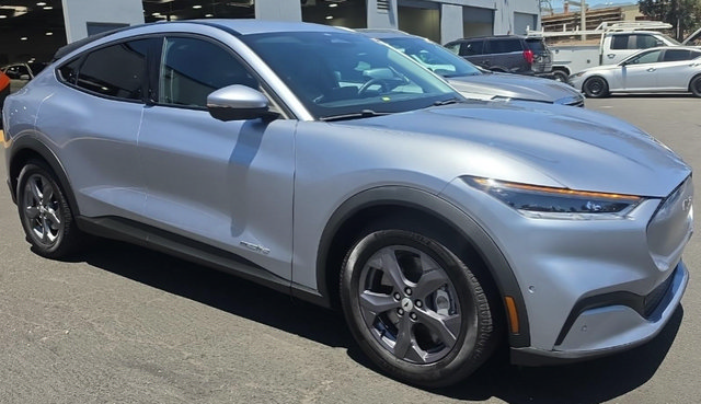 Certified 2022 Ford Mustang Mach-E Select RWD image 1