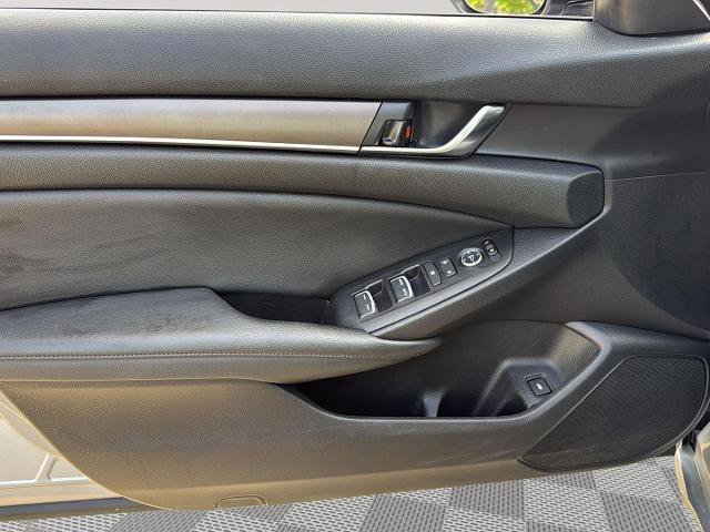 Used 2021 Honda Accord LX image 12