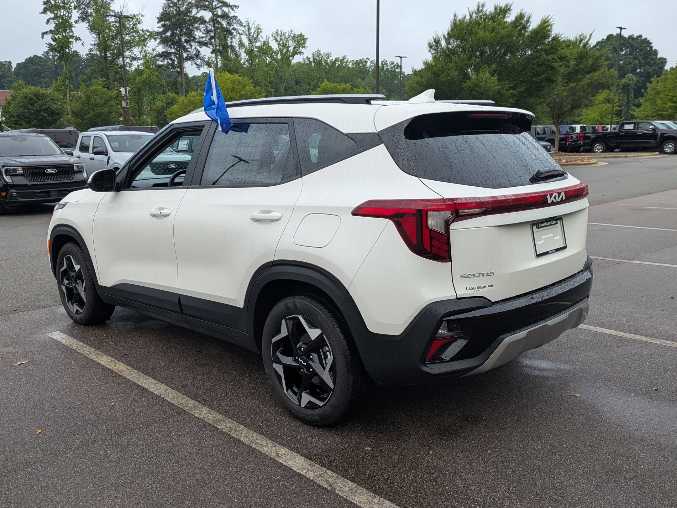 Used 2026 Kia Seltos S FWD image 6