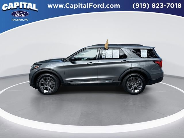 Certified 2025 Ford Explorer Active w/ Active Comfort Package AWD/4WD image 3