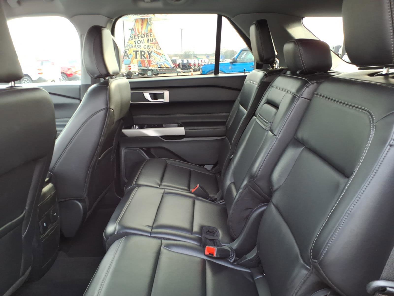 Certified 2024 Ford Explorer XLT w/ Equipment Group 202A image 13