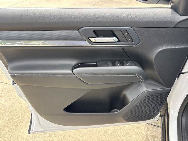 Used 2026 GMC Terrain Elevation FWD image 15