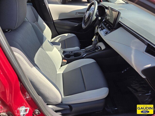 Used 2026 Toyota Corolla LE FWD image 15
