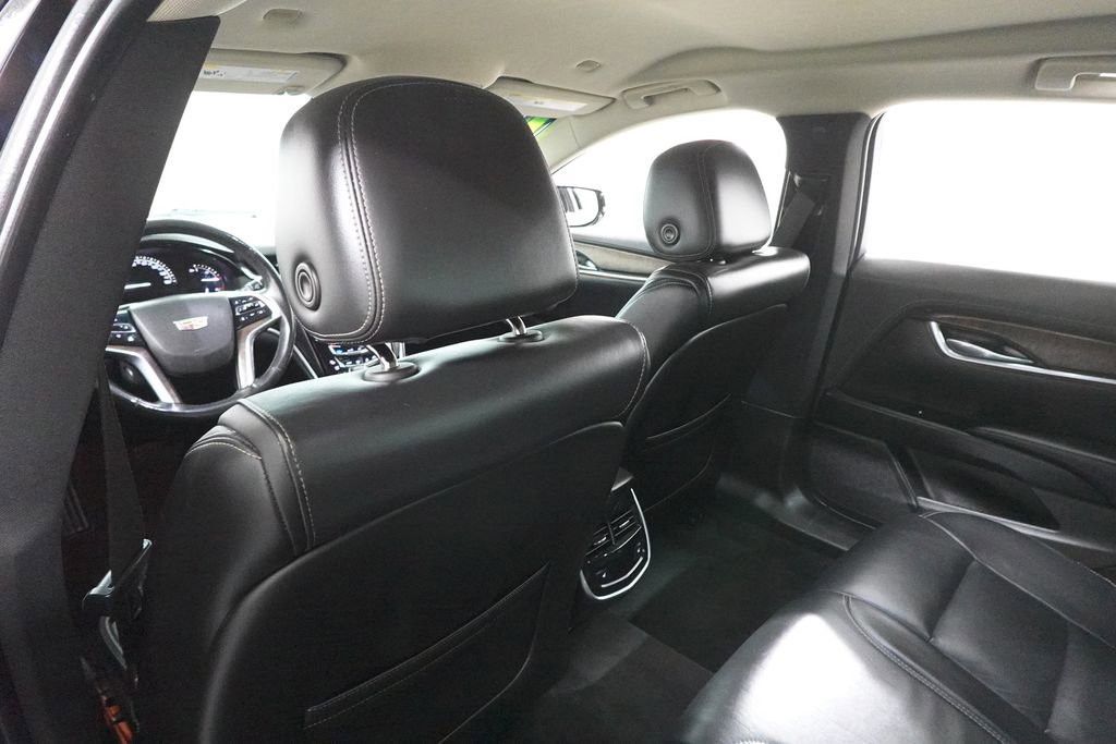 Used 2018 Cadillac XTS Luxury image 24