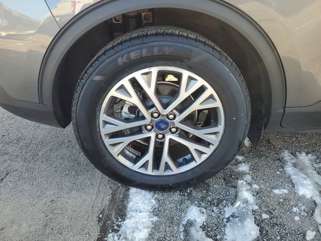 Certified 2021 Ford Escape SEL w/ Technology Package image 6