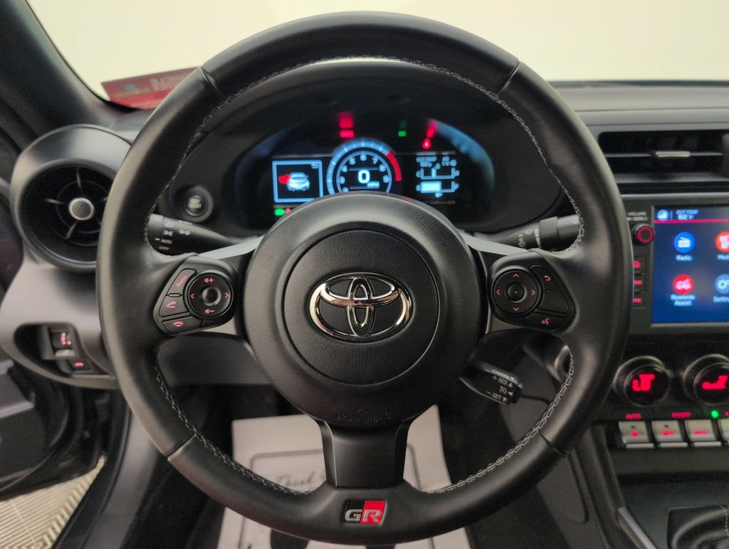 Used 2023 Toyota GR86 RWD image 34