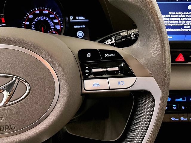 Used 2021 Hyundai Elantra SEL FWD image 18