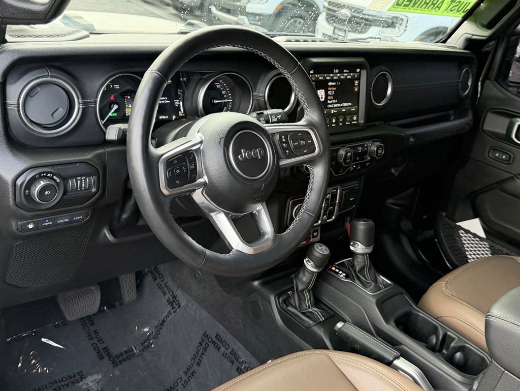 Used 2021 Jeep Wrangler Unlimited Rubicon 4xe w/ Steel Bumper Group image 28