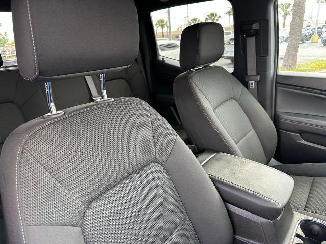 Used 2024 GMC Canyon Elevation image 24