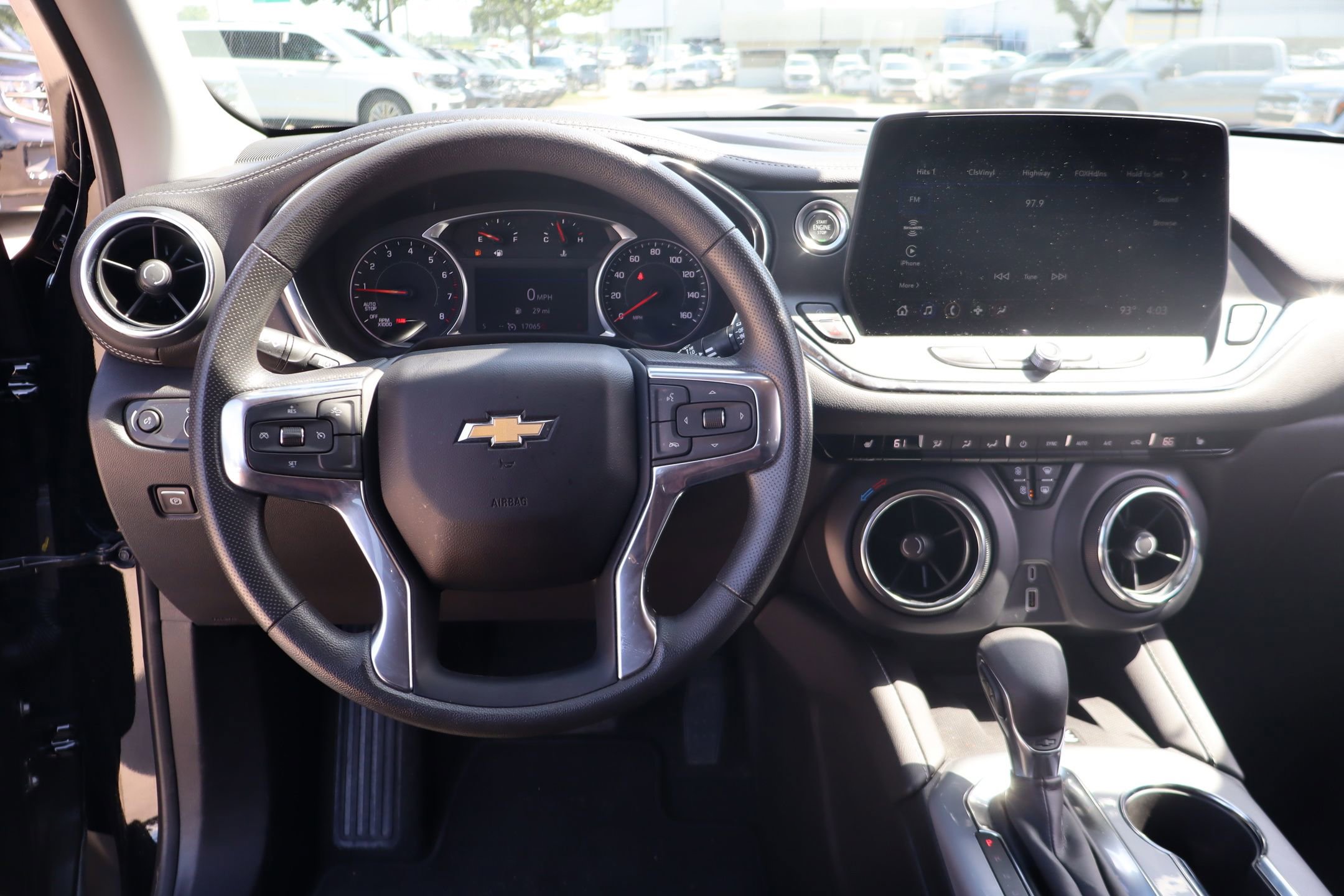 Used 2024 Chevrolet Blazer LT w/ Convenience Package FWD image 19