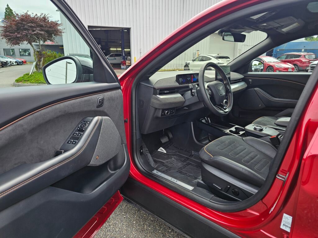 Certified 2023 Ford Mustang Mach-E GT AWD/4WD image 14