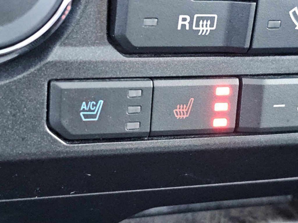 Certified 2017 Ford F350 Lariat w/ Lariat Ultimate Package image 17