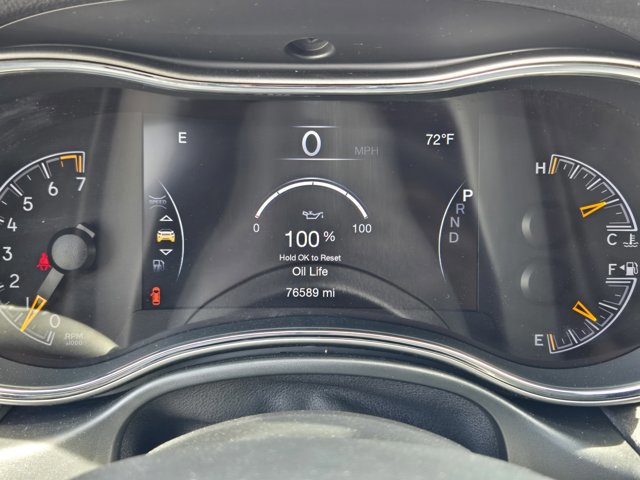 Used 2021 Jeep Grand Cherokee Laredo X image 12