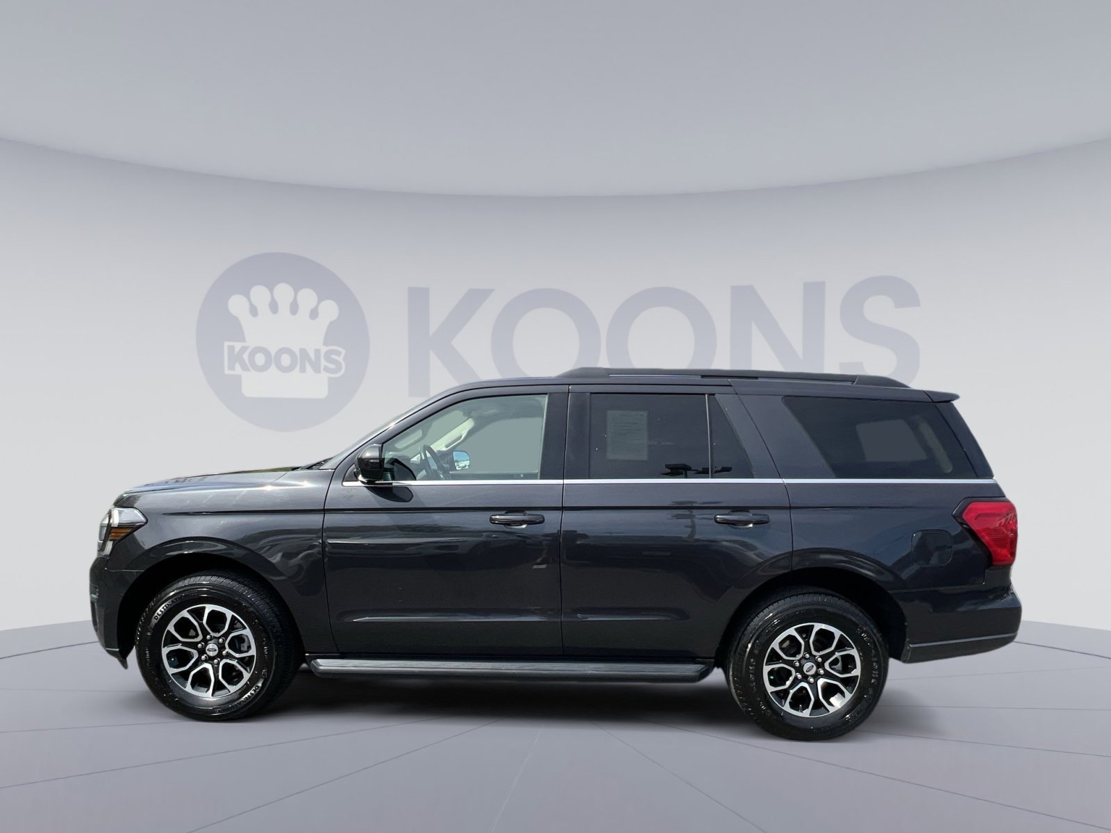 Certified 2024 Ford Expedition XLT AWD/4WD image 7
