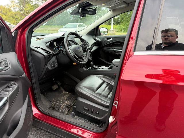 Certified 2018 Ford Escape Titanium w/ Ford Safe & Smart Package AWD/4WD image 9