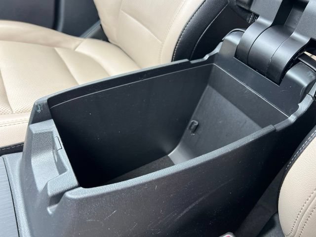 Certified 2022 Ford Escape SEL w/ Technology Package AWD/4WD image 16