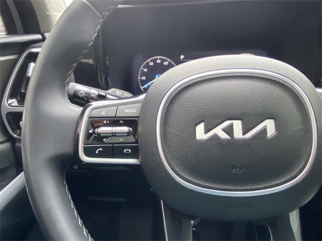Used 2023 Kia Sorento SX image 24