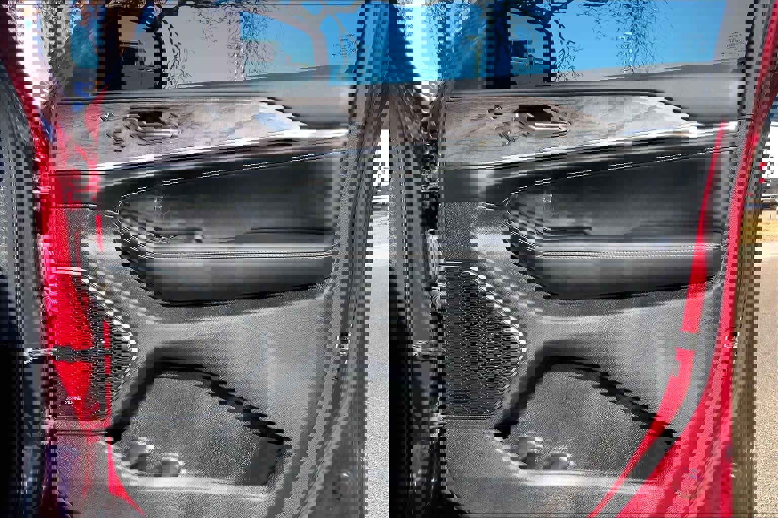 Used 2025 Jeep Grand Cherokee L Overland w/ Luxury Tech Group IV image 22