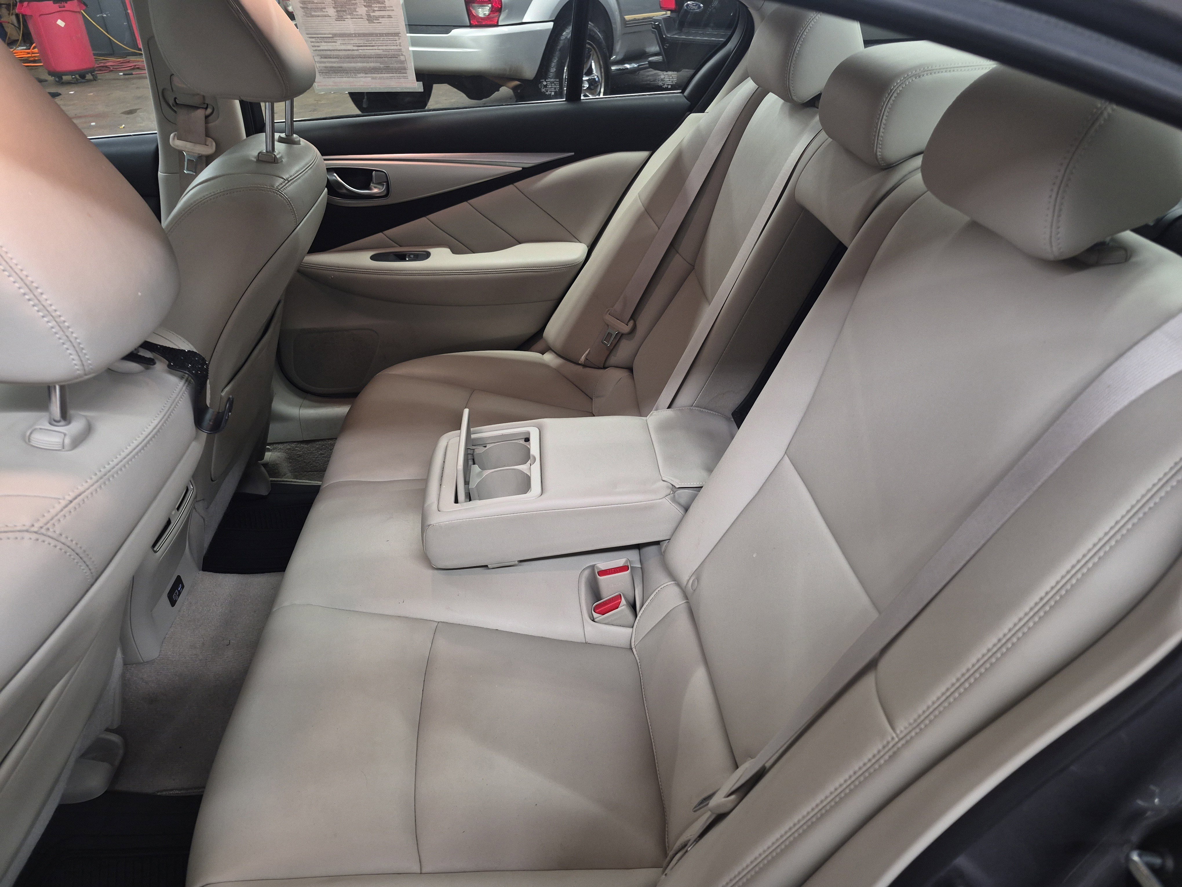 Used 2020 INFINITI Q50 Luxe w/ Essential Package (3.0T Luxe) image 18