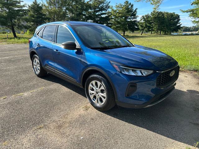 Certified 2023 Ford Escape Active AWD/4WD image 30