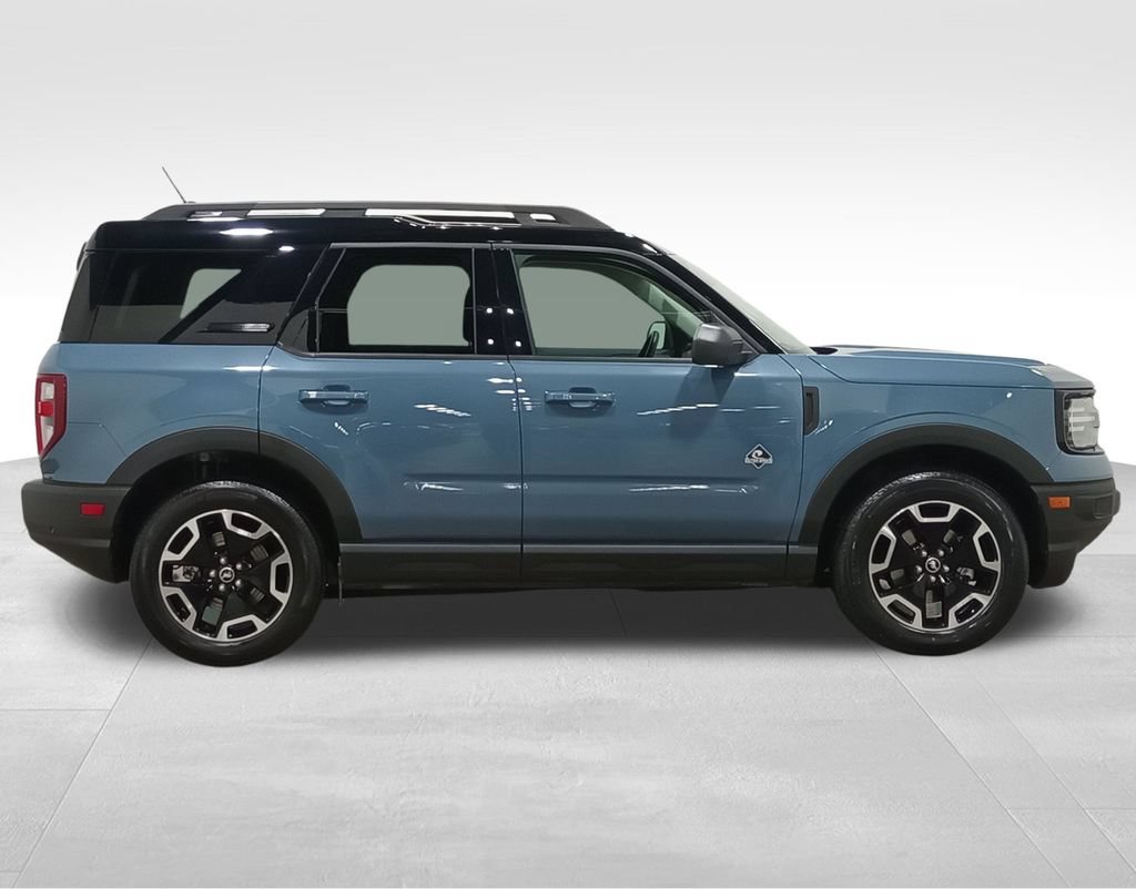 Certified 2024 Ford Bronco Sport Outer Banks AWD/4WD image 2