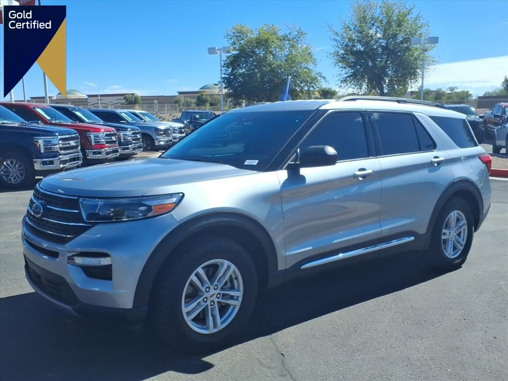 Certified 2022 Ford Explorer XLT w/ Equipment Group 202A image 1