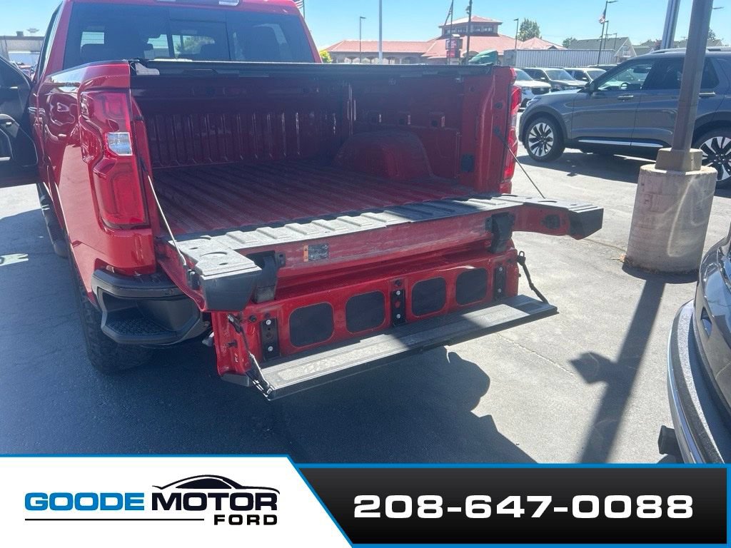 Used 2022 Chevrolet Silverado 1500 LT Trail Boss w/ Convenience Package II AWD/4WD image 13