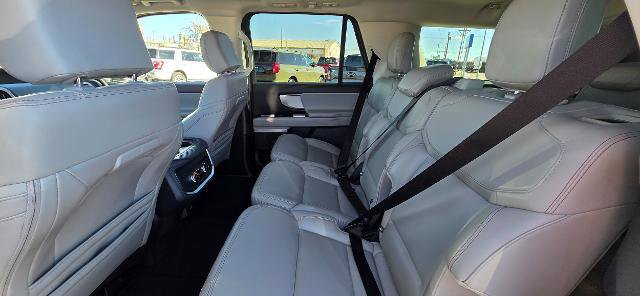 Certified 2025 Ford Expedition Max Active AWD/4WD image 10