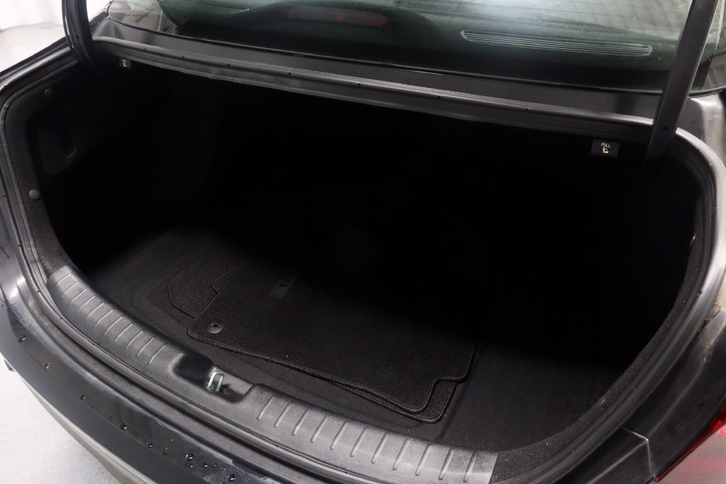 Used 2024 Kia Forte LXS w/ LXS Technology Package FWD image 12