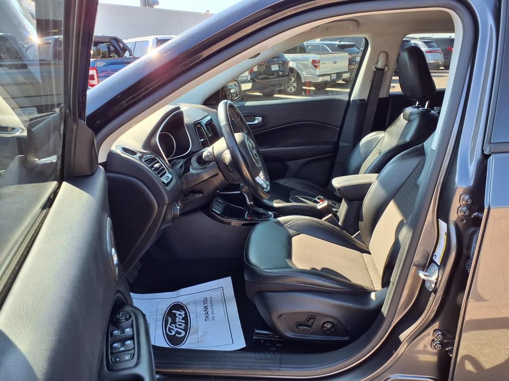 Used 2021 Jeep Compass Latitude FWD image 26