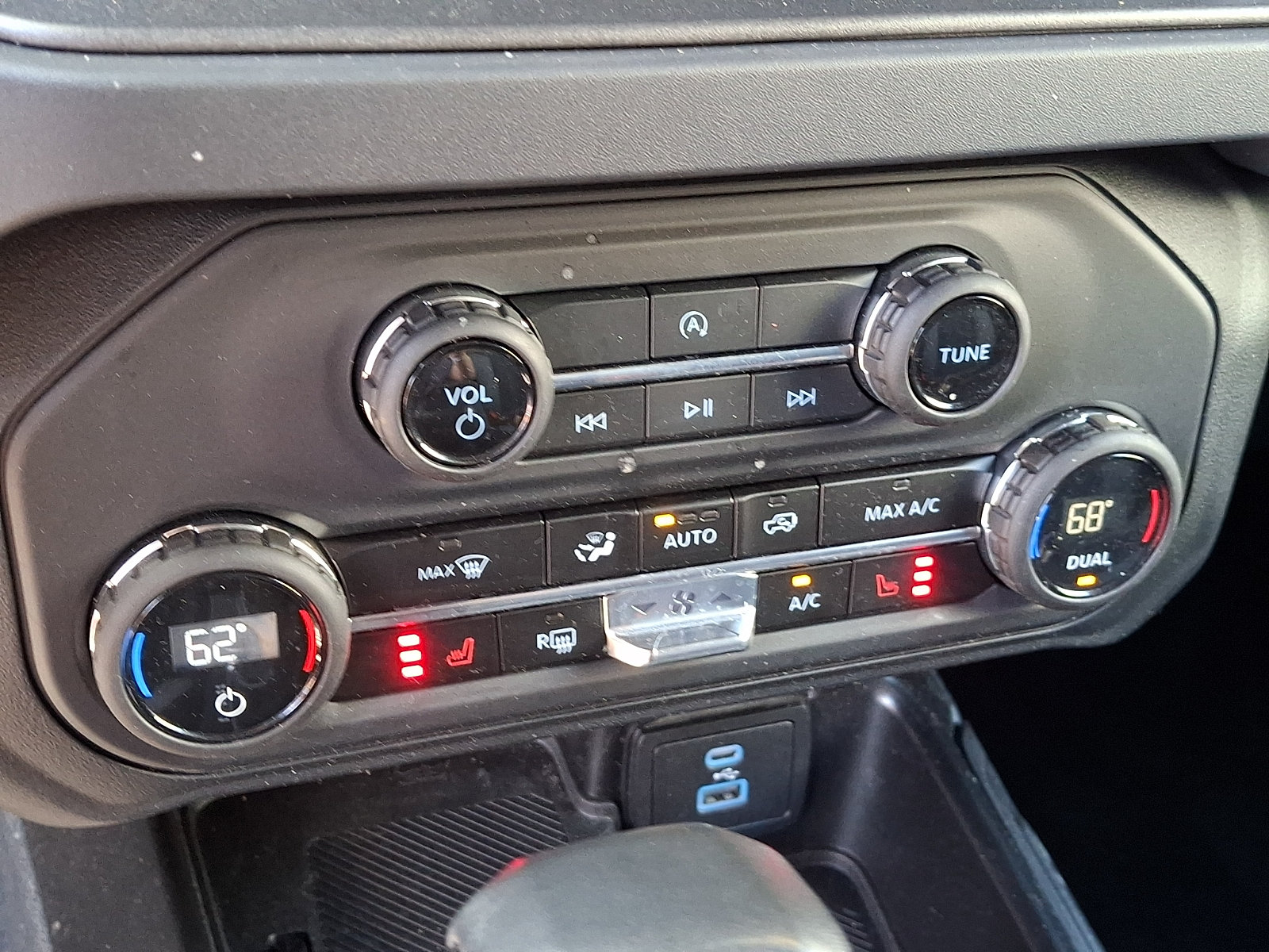 Certified 2025 Ford Bronco Big Bend AWD/4WD image 16