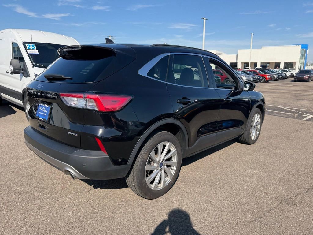 Certified 2022 Ford Escape Titanium w/ Titanium Elite Package AWD/4WD image 4