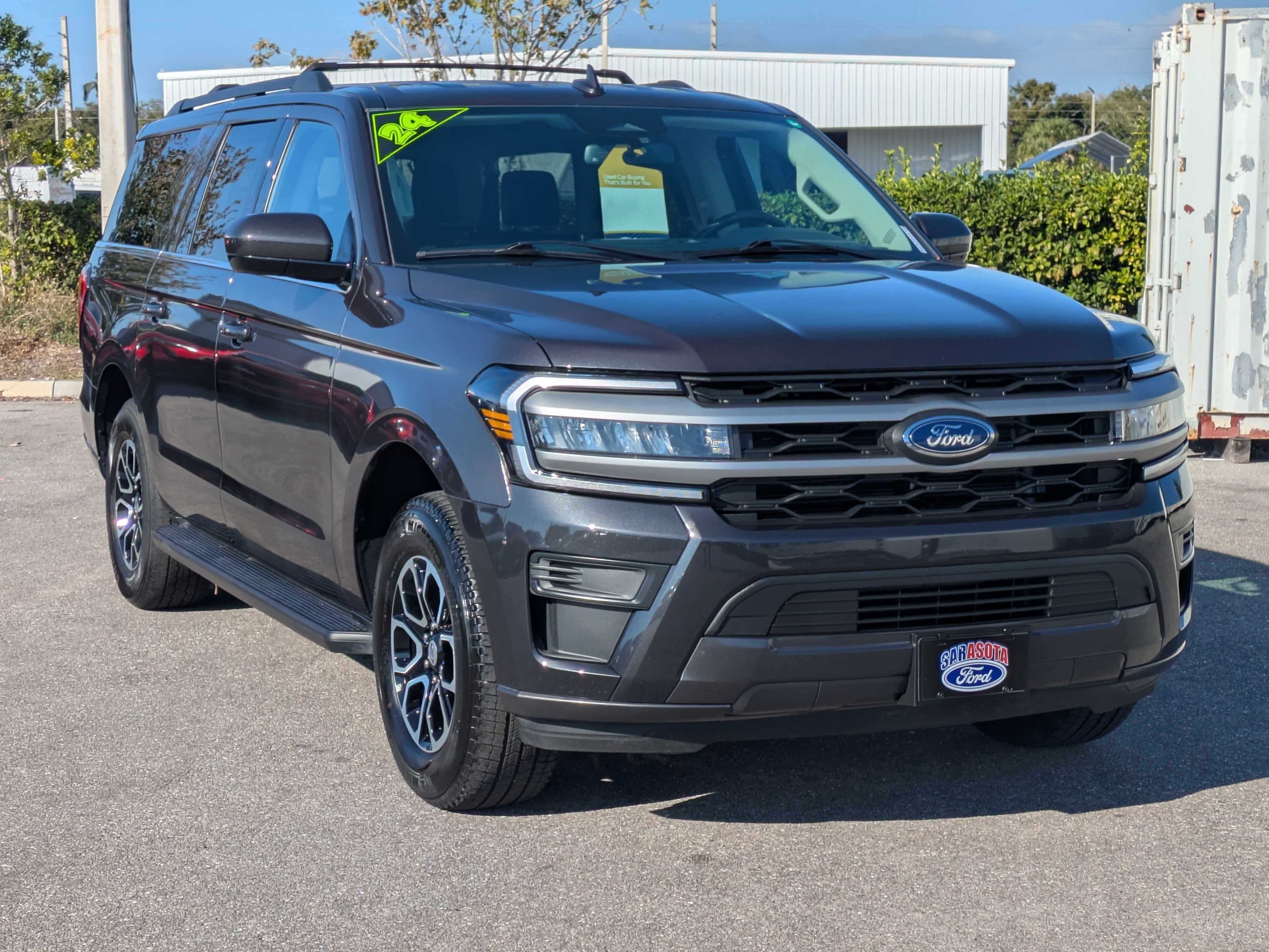 Certified 2024 Ford Expedition Max XLT image 1