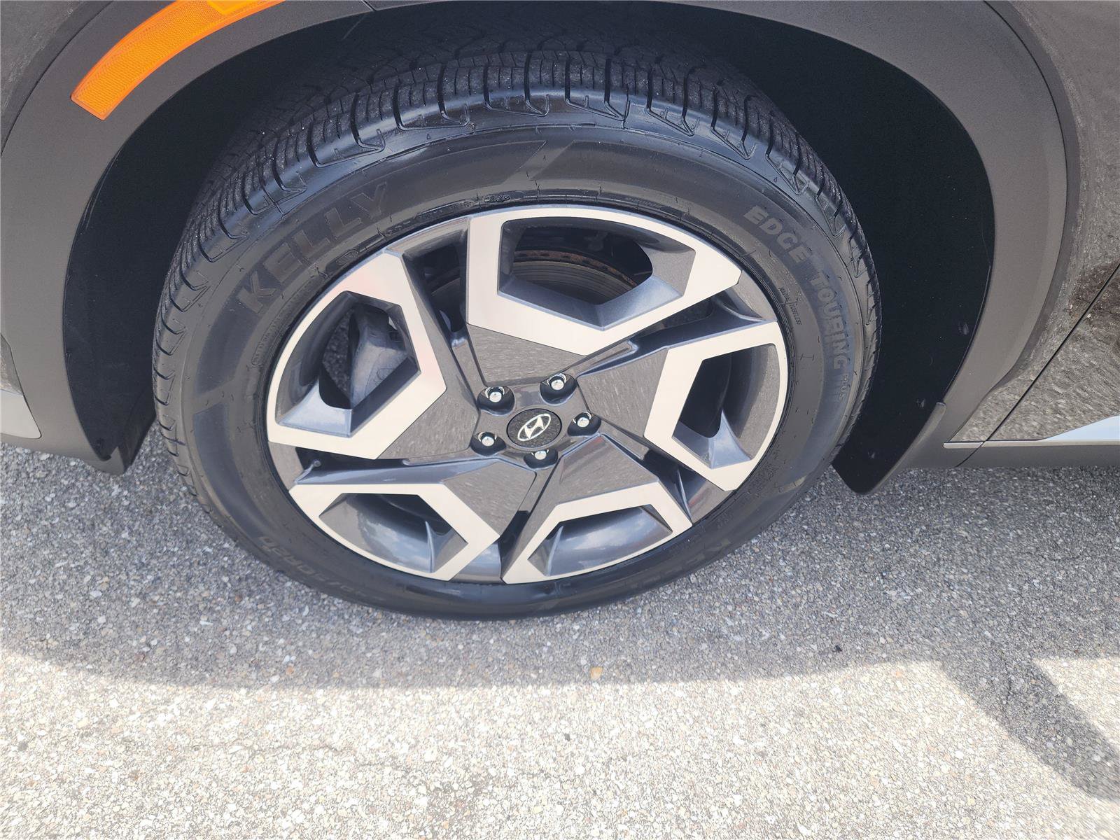 Used 2024 Hyundai Palisade Limited FWD image 9