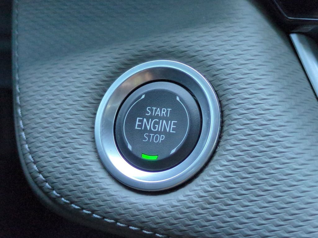 Used 2025 Chevrolet Equinox LT w/ Convenience Package II AWD/4WD image 32